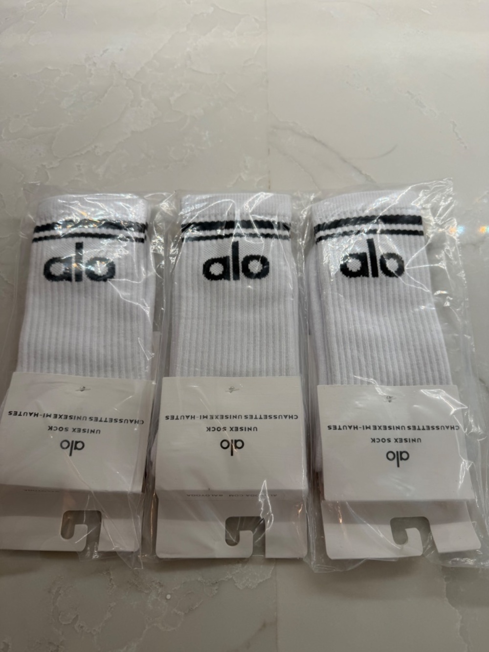 ALO Unisex HIGH Half-Crew Throwback Sock white THREE Pairs